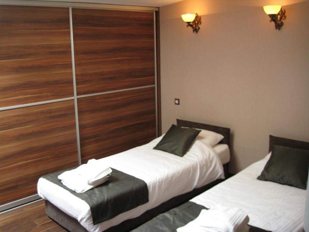 Domus Aparthotel Escópia Exterior foto